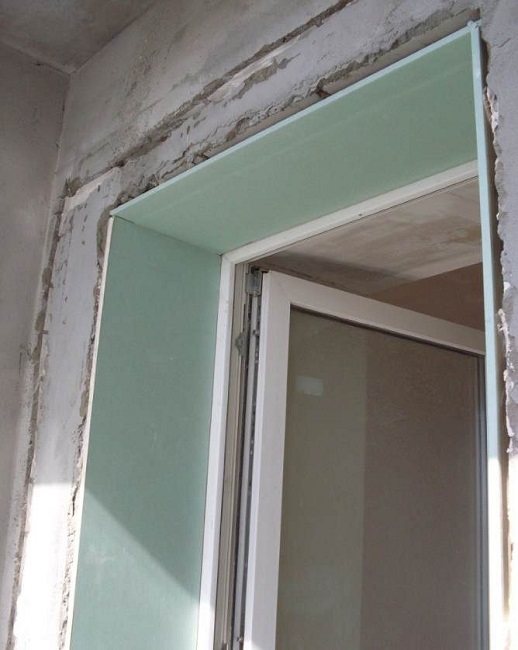 гипсокартонные откосы на балконе