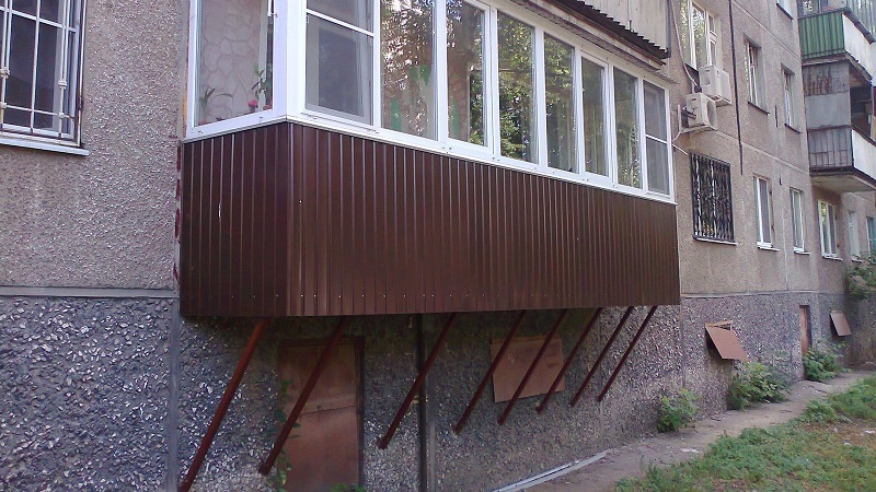 Пристройка балкона: получение разрешения и выполнение работ
